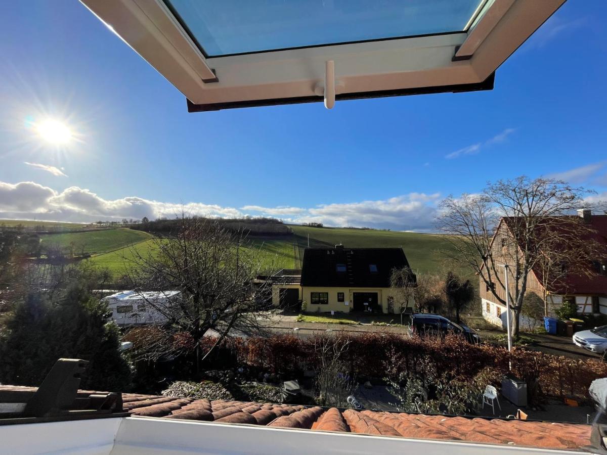 Ferienwohnung An Der Romantischen Strasse Direkt A3 Und A81 Eisingen  Exterior foto